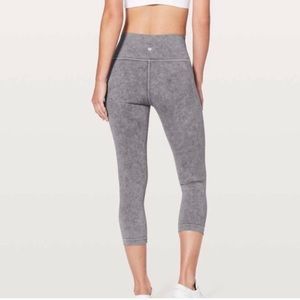 Lululemon Wunder Under crop Washed  Luna